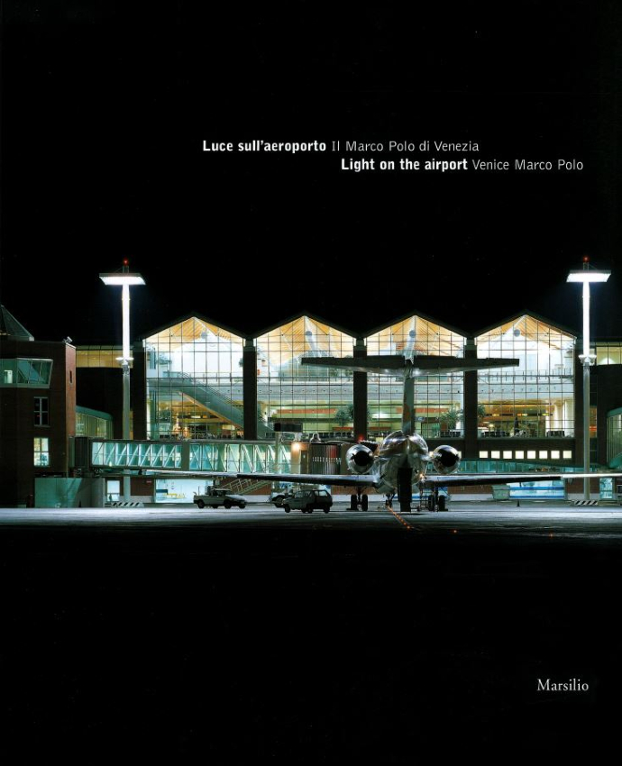 Luce sull'aeroporto
